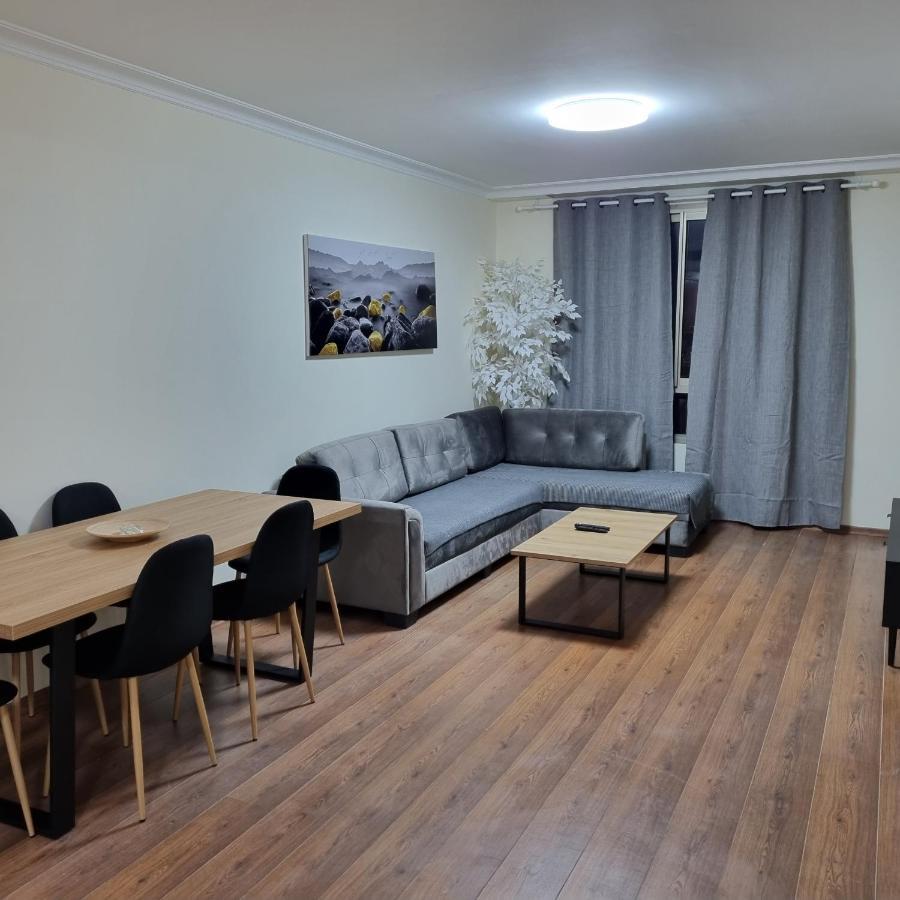 בניין אלמוג - מגדל הים Apartment Haifa Exterior photo
